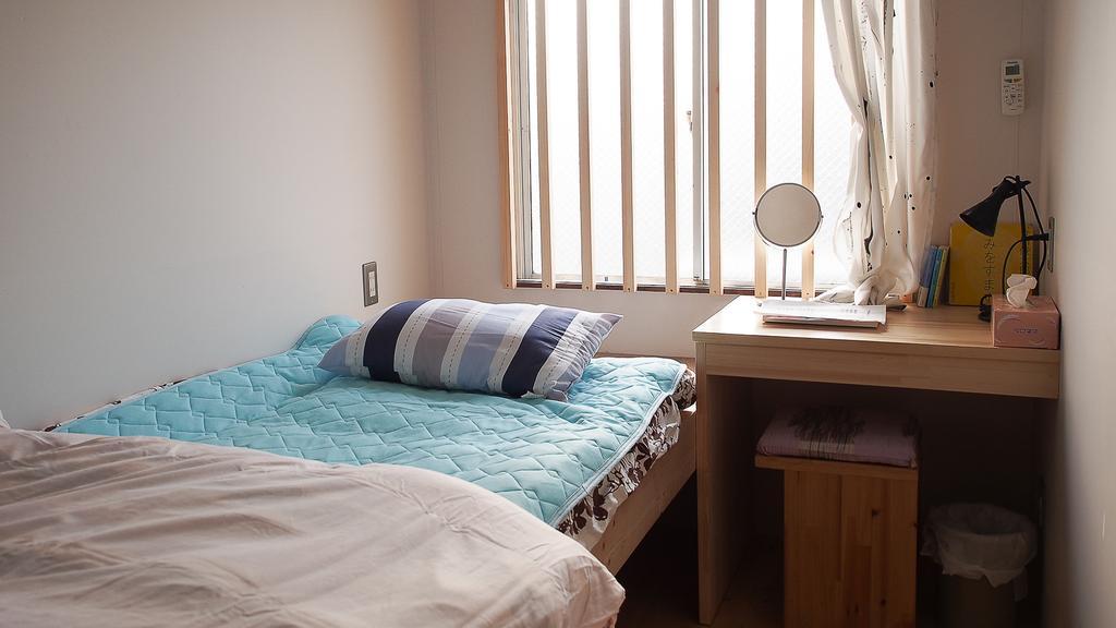 Kamagasaki University Of The Arts Cafe Garden Guest House Aka Cocoroom 大阪 外观 照片