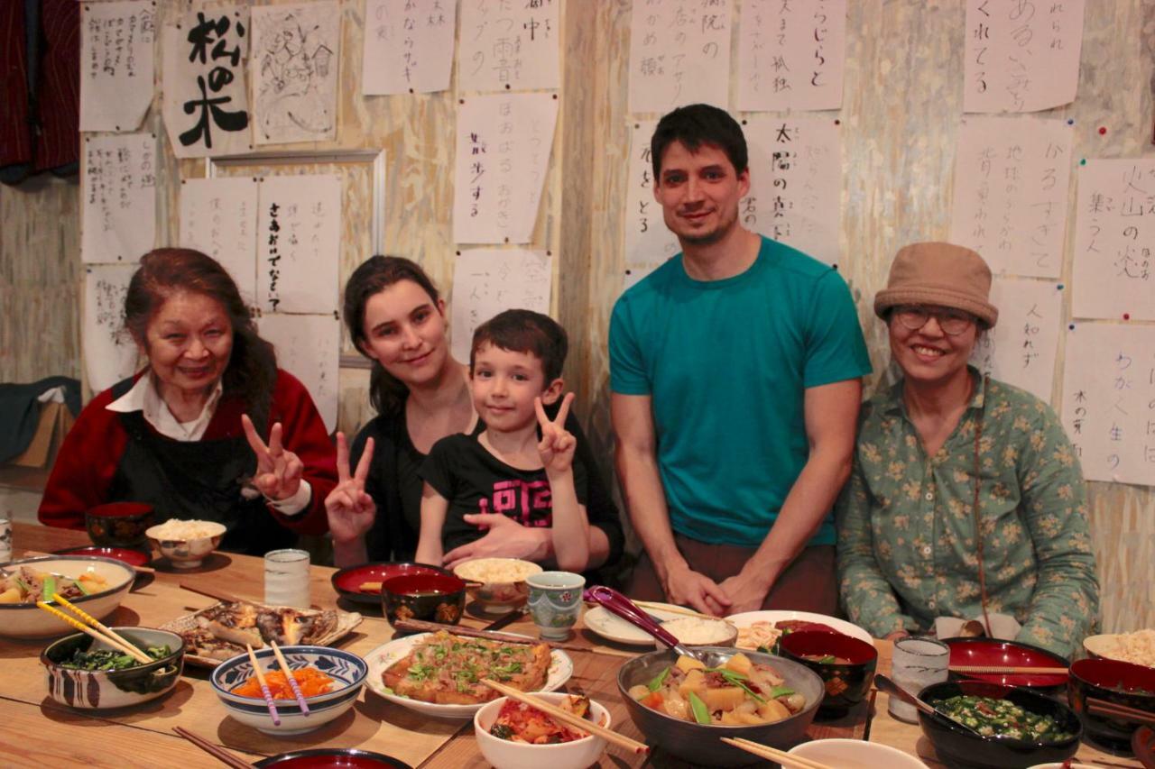 Kamagasaki University Of The Arts Cafe Garden Guest House Aka Cocoroom 大阪 外观 照片